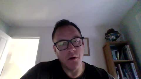 The PIG online show from April 23, 6:21 pm