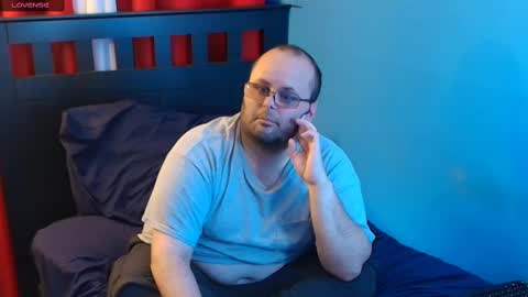 Snapshot of subzero_2689 chatting on October 14, 5:30 am subzero online show from October 14, 5:30 am