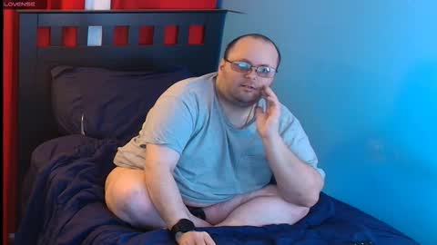 Snapshot of subzero_2689 chatting on February 13, 4:41 am subzero online show from February 13, 4:41 am