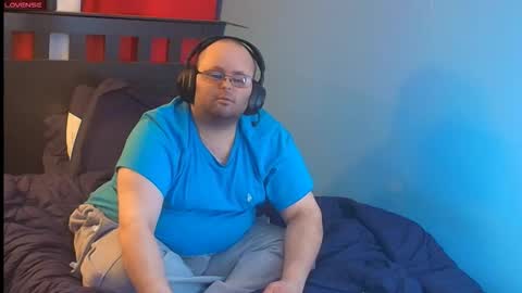 Snapshot of subzero_2689 chatting on February 17, 12:18 am subzero online show from February 17, 12:18 am