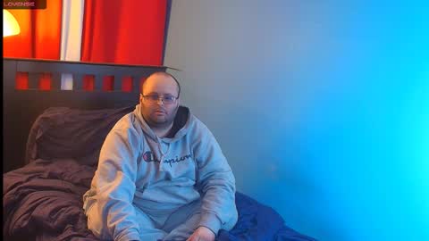 Snapshot of subzero_2689 chatting on February 24, 4:32 am subzero online show from February 24, 4:32 am