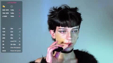 Snapshot of succubot chatting on October 23, 3:50 am Angel online show from October 23, 3:50 am