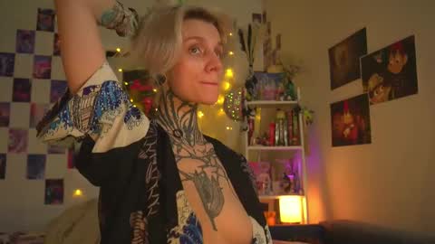 succubus_66 online show from March 7, 2:56 pm