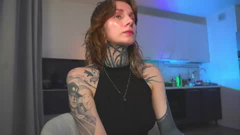 Snapshot of succubus_66 chatting on June 18, 9:14 am succubus_66 online show from June 18, 9:14 am