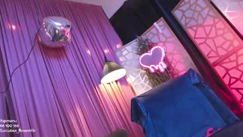 Snapshot of succubus_rosemilk chatting on July 3, 1:12 am Succubus RoseMilk online show from July 3, 1:12 am