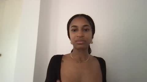 Succubus Sirena online show from April 16, 12:17 pm