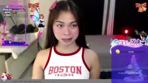 Snapshot of suckablechick chatting on December 26, 12:05 pm Marry online show from December 26, 12:05 pm