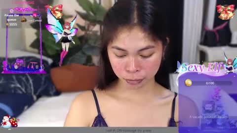 Snapshot of suckablechick chatting on January 8, 3:17 pm Marry online show from January 8, 3:17 pm