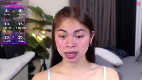 Snapshot of suckablechick chatting on January 21, 2:11 am Marry online show from January 21, 2:11 am