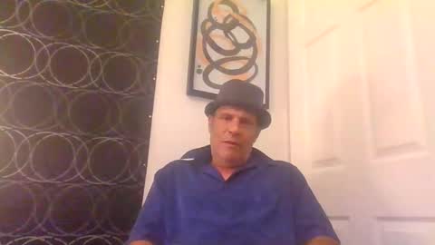 SUCKITU812 online show from November 14, 3:16 am