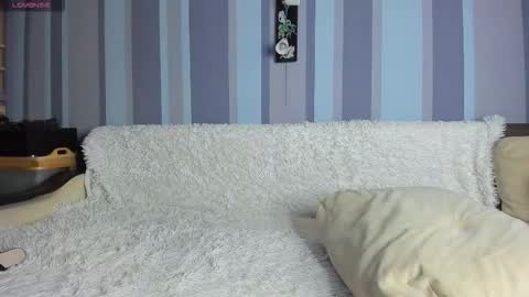 Kat Martinez online show from December 15, 11:58 am