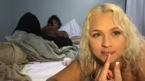 suckssogood online show from April 23, 3:30 am