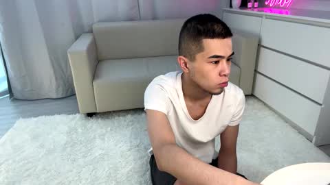 Emmy online show from February 10, 9:04 am