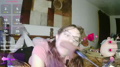 Snapshot of sufferbunny chatting on December 13, 11:06 pm Nikki Sabel online show from December 13, 11:06 pm