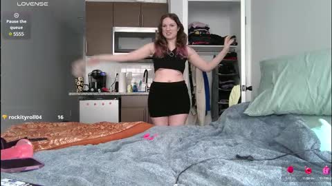 Snapshot of sufferbunny chatting on March 6, 4:49 pm Nikki Sabel online show from March 6, 4:49 pm