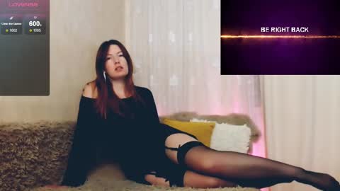 Snapshot of sugar_desire chatting on March 11, 9:37 pm Instagram faroffland online show from March 11, 9:37 pm