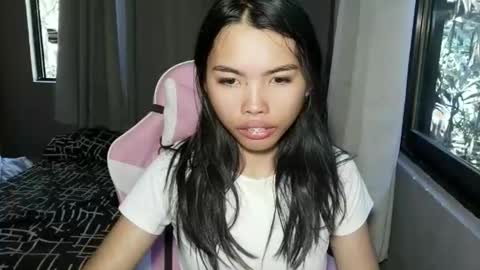 Snapshot of sugar_holly96 chatting on April 20, 5:32 am sugar_holly96 online show from April 20, 5:32 am