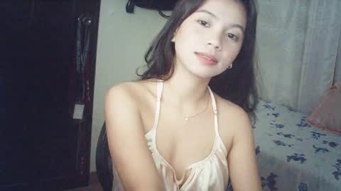 Snapshot of sugar_jazzz chatting on May 27, 7:00 pm Rosiee online show from May 27, 7:00 pm