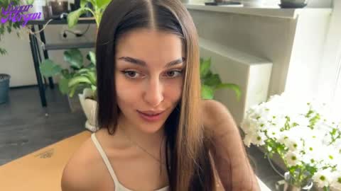 Snapshot of sugar_morgan chatting on May 11, 3:34 am Morgan online show from May 11, 3:34 am