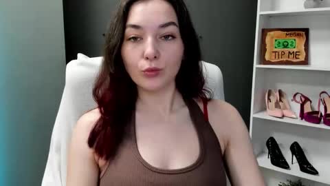 Snapshot of sugar_xmegan chatting on June 11, 6:44 am Megan online show from June 11, 6:44 am