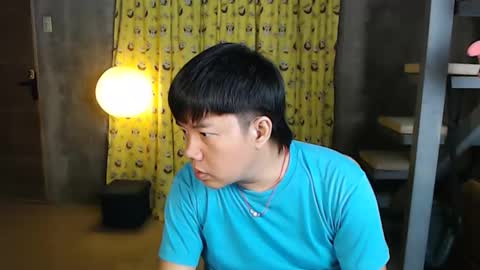 Snapshot of sugarbabyniko chatting on October 22, 1:22 pm Niko online show from October 22, 1:22 pm