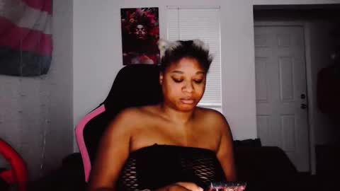 lexi love online show from November 20, 4:29 pm