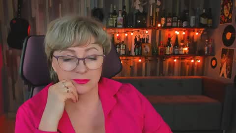 Vivien online show from December 7, 12:24 pm
