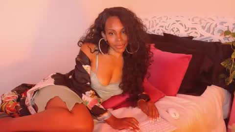 Kim Lee online show from January 7, 12:18 pm