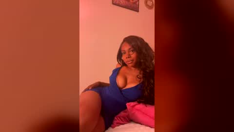 Kim Lee online show from June 27, 2:12 pm