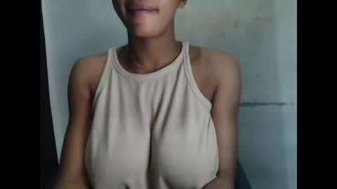 Snapshot of sugarxpussy chatting on July 6, 8:11 am sugarxpussy online show from July 6, 8:11 am