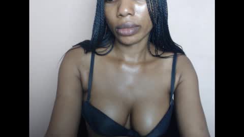 Snapshot of sugarxtease chatting on March 13, 12:28 am sugarxtease online show from March 13, 12:28 am