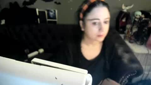 Snapshot of sugary_sweet chatting on October 22, 10:37 am Sugary online show from October 22, 10:37 am