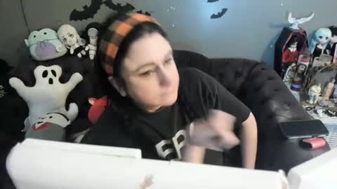 Snapshot of sugary_sweet chatting on December 3, 10:19 pm Sugary online show from December 3, 10:19 pm