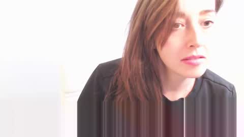 Snapshot of suggestivebehavior chatting on January 14, 6:49 pm Mia online show from January 14, 6:49 pm