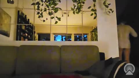 Snapshot of suit_elegant chatting on July 13, 7:38 pm Suit tie horny online show from July 13, 7:38 pm