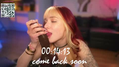 Lika ginger  Jessy blond   online show from May 11, 3:01 am