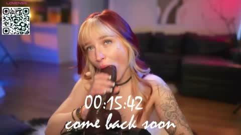 Lika ginger  Jessy blond   online show from May 19, 3:57 am
