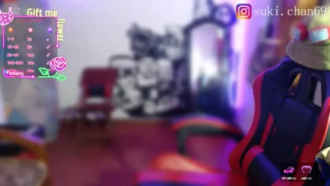 Snapshot of sukichan_ chatting on September 9, 8:30 pm Sukylee online show from September 9, 8:30 pm