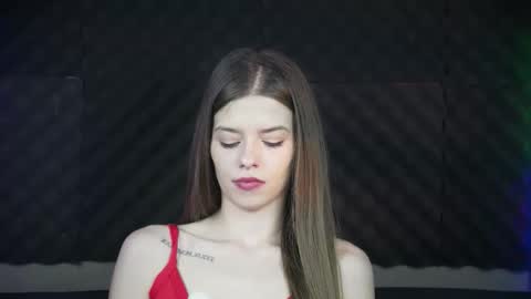 Snapshot of sukie_spooky chatting on March 26, 8:03 pm sukie_spooky online show from March 26, 8:03 pm