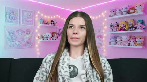 Snapshot of sukie_spooky chatting on April 2, 3:26 am sukie_spooky online show from April 2, 3:26 am