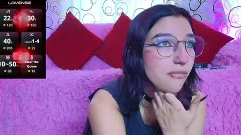    online show from December 17, 5:41 pm