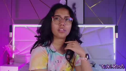 Snapshot of sukirush chatting on May 19, 11:38 am SUKI online show from May 19, 11:38 am