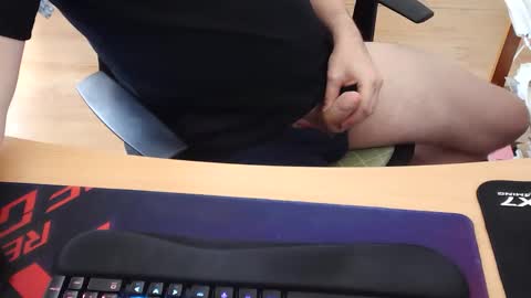 Snapshot of sullaspqr chatting on October 18, 1:01 pm Wight online show from October 18, 1:01 pm