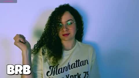 Snapshot of sultrysecrets_ chatting on February 15, 7:43 pm Ann online show from February 15, 7:43 pm