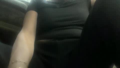 summer994716 online show from January 8, 4:31 pm