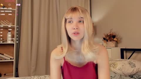 Snapshot of summer_lilac chatting on November 8, 7:45 pm Nelly online show from November 8, 7:45 pm