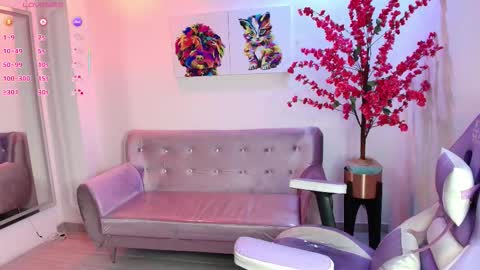 Snapshot of summer_miller chatting on November 15, 11:40 am summer_miller online show from November 15, 11:40 am