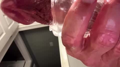 Snapshot of summerpoolman chatting on April 28, 1:59 am summerpoolman online show from April 28, 1:59 am