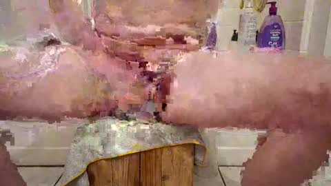 sumwhitedude online show from April 15, 8:21 am