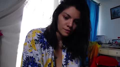 Snapshot of sun1moon6 chatting on September 17, 5:25 pm moon1 online show from September 17, 5:25 pm